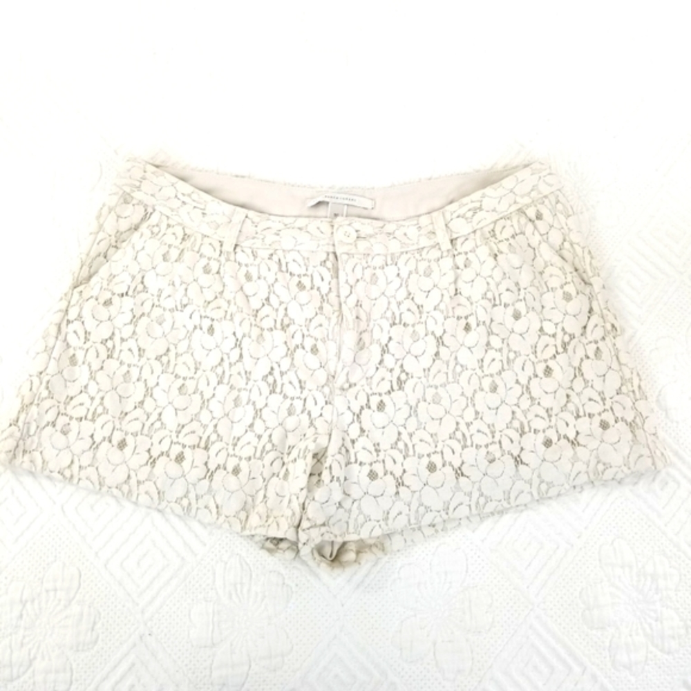 LAUREN CONRAD LACE SHORTS